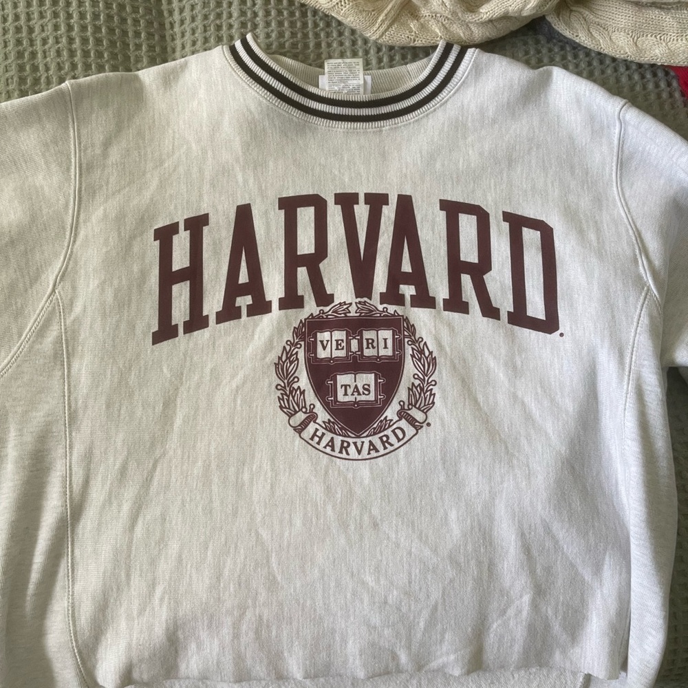 Champion Harvard Sweatshirt with Crest